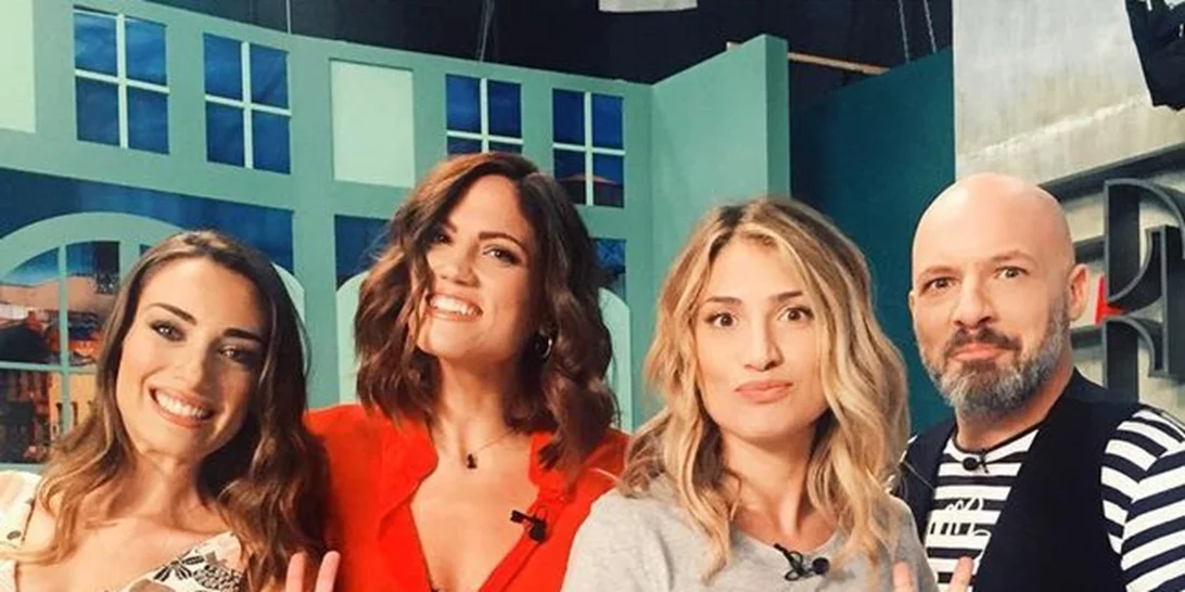 Ξαναδέστε τους: Ποιος παρουσιαστής αποχωρεί και ποιος έρχεται στη θέση του;