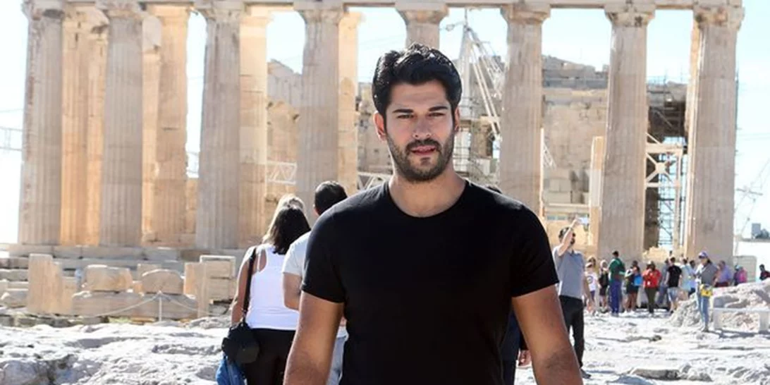 Burak Ozcivit: Όλες οι φωτογραφίες από την επίσκεψή του στην Αθήνα