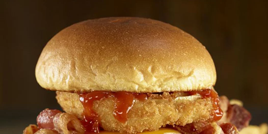 To Hard Rock Cafe παρουσιάζει το Grand Opening Music Festival και χαρίζει γεύματα 2 ατόμων! (αποτελέσματα)