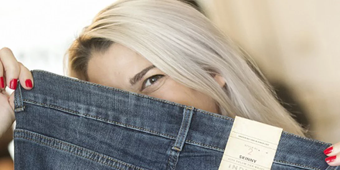 Jeanious Denim Day: Οι πιο cool τρόποι να διακοσμήσεις το τζιν σου, από τα M&S