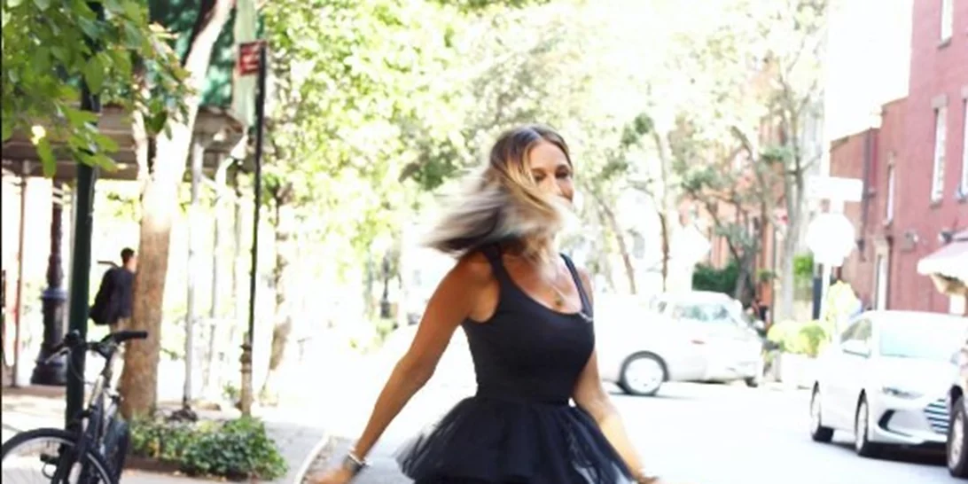 Sarah Jessica Parker: Τα πρώτα φορέματα της συλλογής της