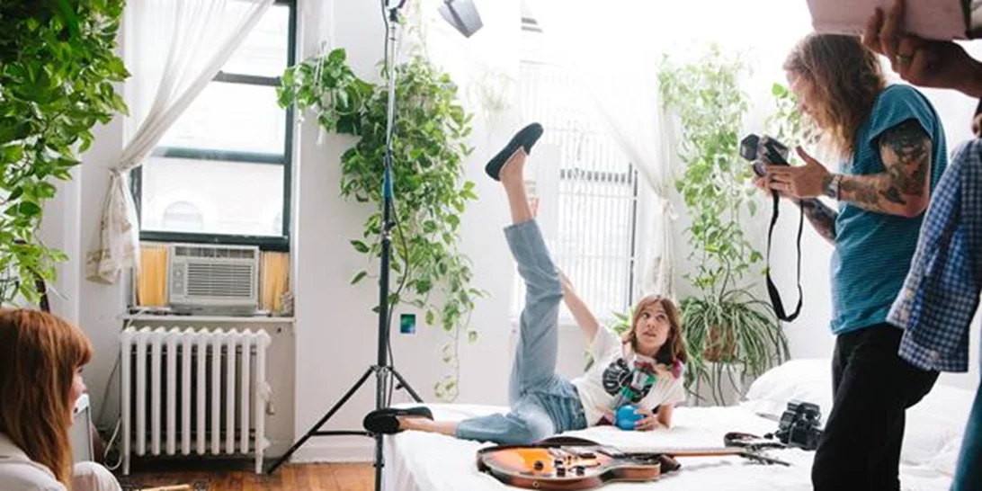 Alexa Chung: Κρύβεται πίσω από την αναγέννηση των UGG!