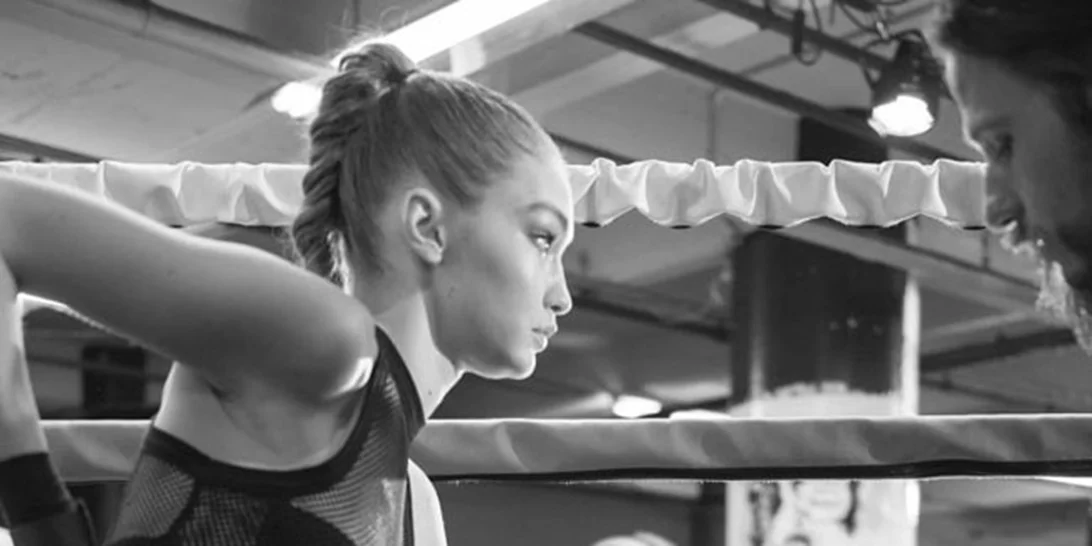 Gigi Hadid x Stuart Weitzman: Αυτές είναι οι μπότες με την υπογραφή του διάσημου μοντέλου