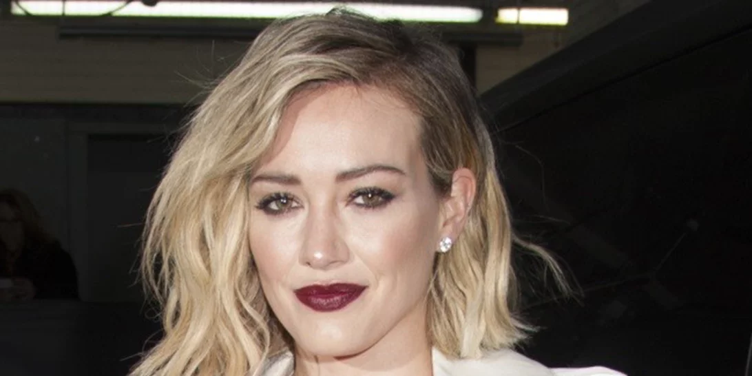 Hilary Duff: Επιβεβαίωσε τη σχέση της με μία φωτογραφία στα social media