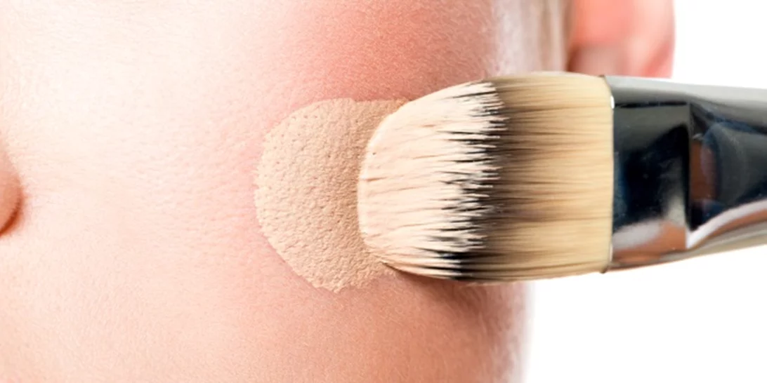 Ποια είναι η διαφορά μεταξύ foundation και make up;