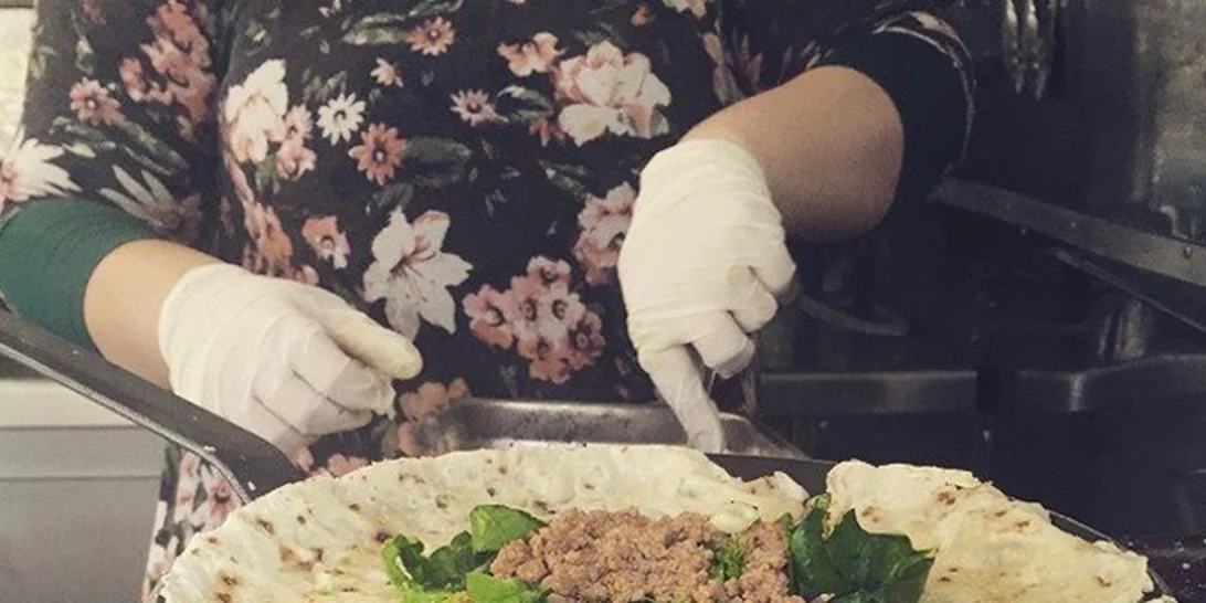 Ο δεκάλογος του street food: Το φαγητό στο χέρι στην κανονική του διάσταση