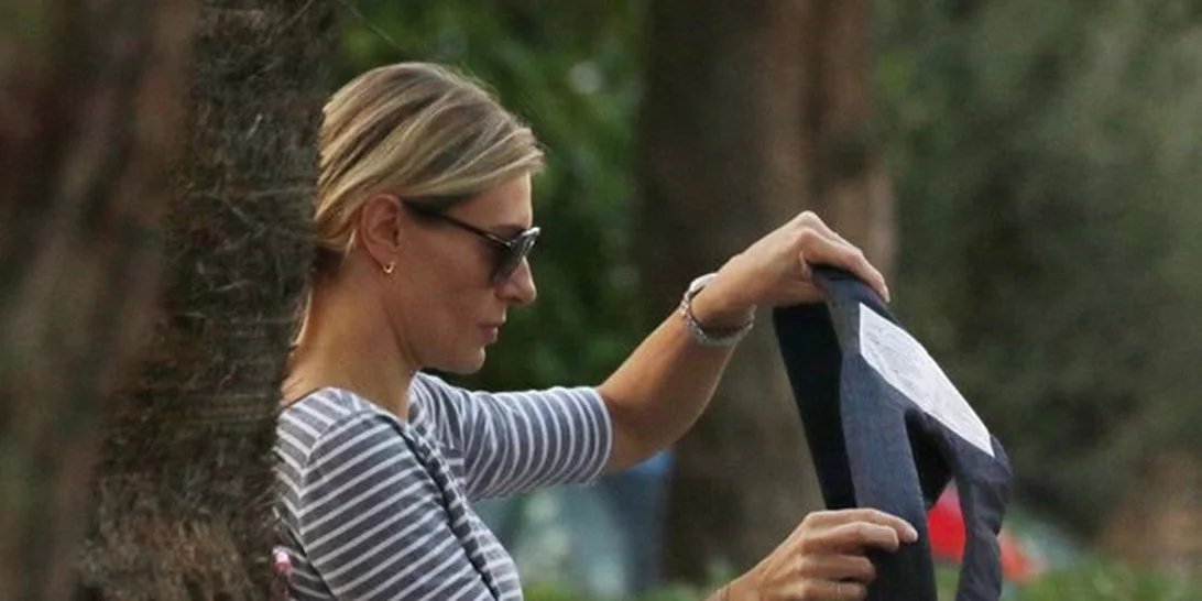 Ζέτα Δούκα: Βόλτα με την κόρη της στην Γλυφάδα