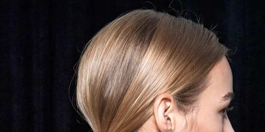 Ταλαιπωρημένα μαλλιά; Ξέρουμε πού θα πας για να βρεις τη λύση