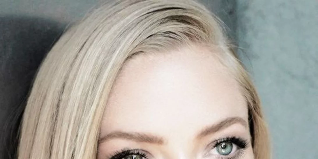 Θες να είσαι πιο λαμπερή από ποτέ αυτές τις γιορτές; Δες πώς θα το πετύχεις