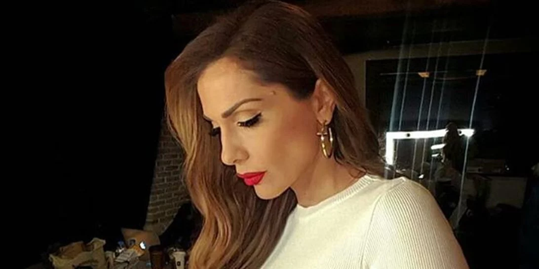 Δέσποινα Βανδή: Επίσημη πρεμιέρα με τον Ντέμη Νικολαΐδη στο πλευρό της