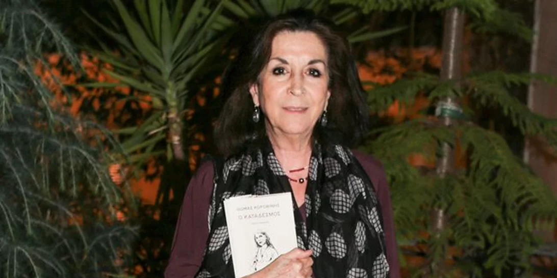 Η Νένα Μεντή αποκαλύπτει την ηλικία της