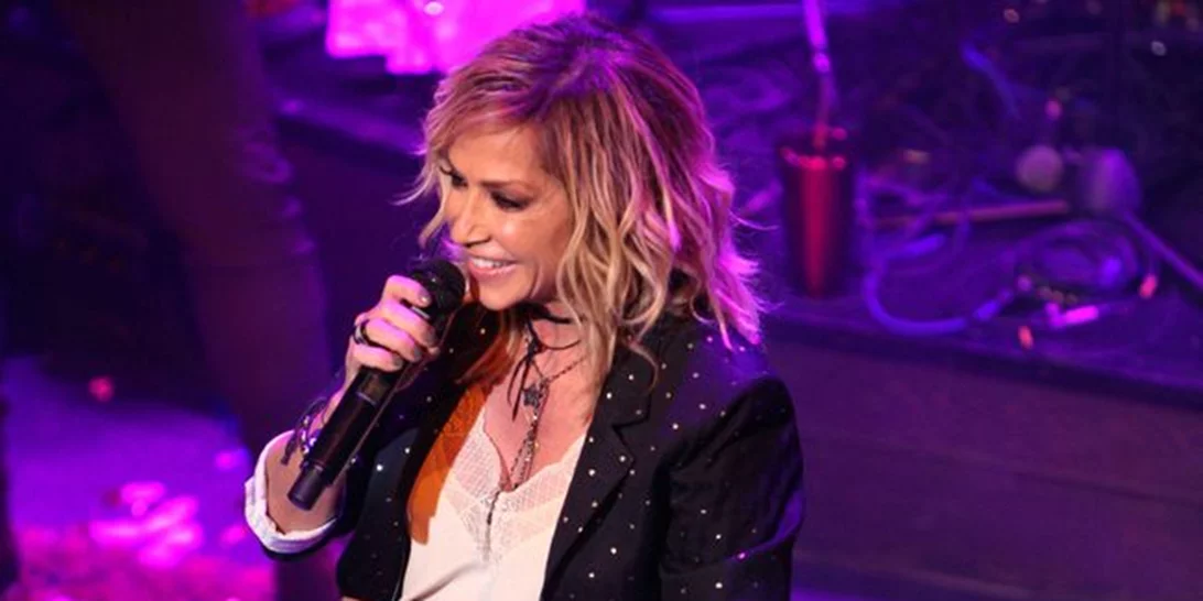 Άννα Βίσση: Πρεμιέρα με το Νίκο Καρβέλα στο πλευρό της