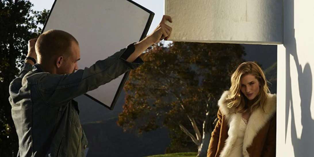 Rosie Huntington- Whiteley: Το μυστικό για το τέλειο off-duty στυλ της!