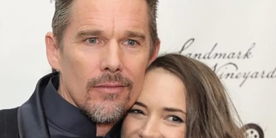 Winona Ryder - Ethan Hawke: Αντάλλαξαν φιλί στο στόμα στη σκηνή των Gotham Awards