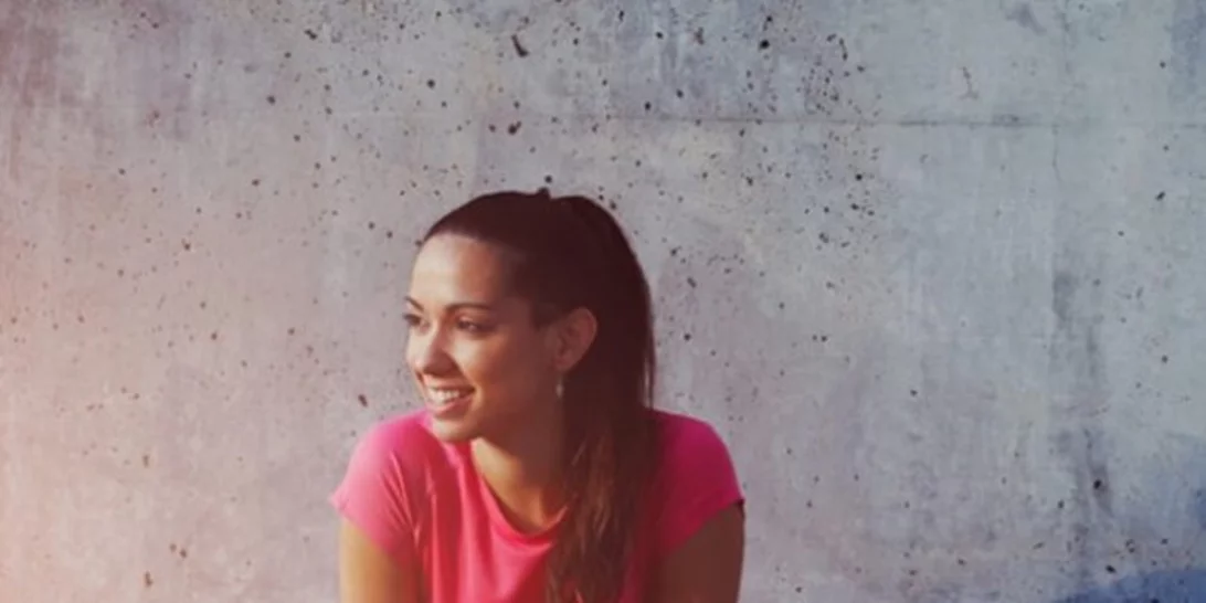 Πώς θα κάψω πιο γρήγορα θερμίδες; H γυμνάστρια μας δίνει 6 έξυπνους εναλλακτικούς τρόπους που καίνε λίπος