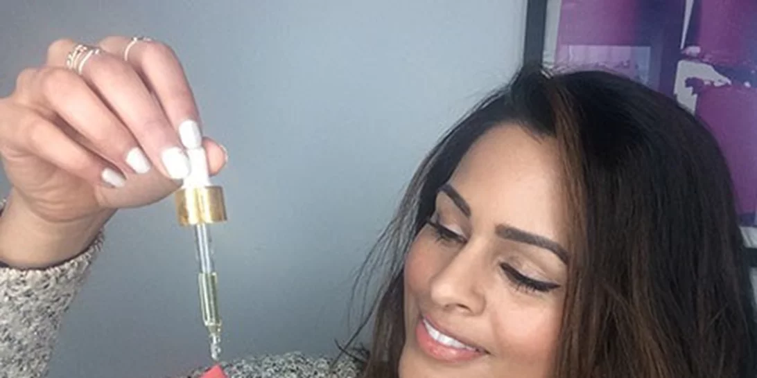 Έλαιο ομορφιάς μαζί με foundation: Do or Don't;