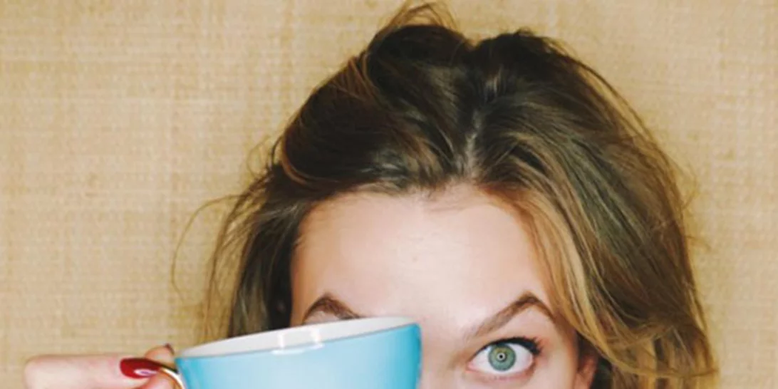 Θες ενέργεια σε 5 λεπτά; Οι κινήσεις να κάνεις ΤΩΡΑ!