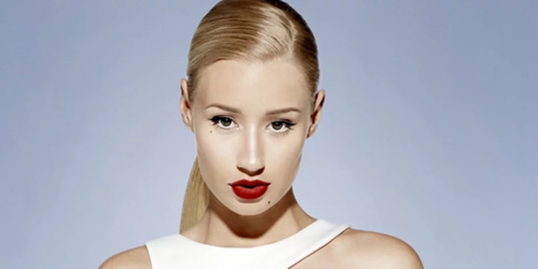 Iggy Azalea: Ευχαριστεί δημόσια τον πλαστικό χειρουργό της!