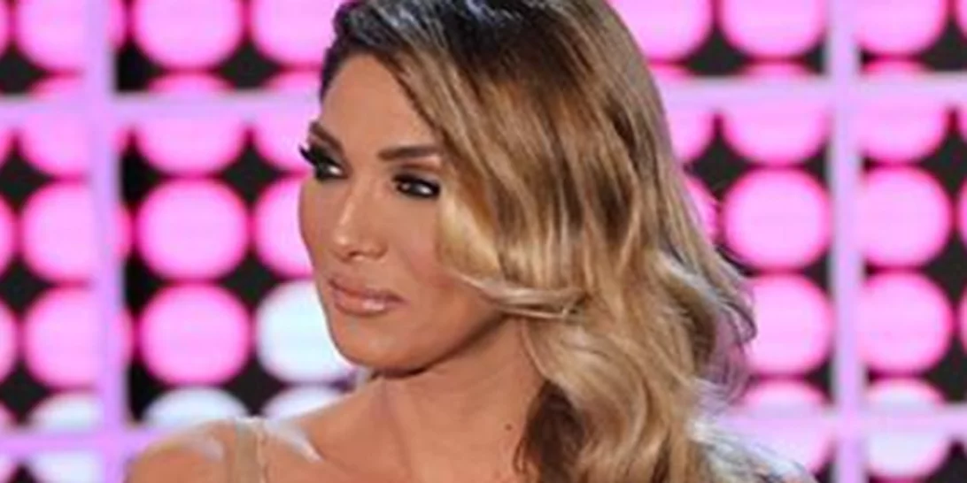 H Αγγελική Ηλιάδη στο «Όλα»: Η εξομολόγηση για τον Γκέντσογλου & η αποκάλυψη για την πρώτη της τηλεοπτική εμφάνιση