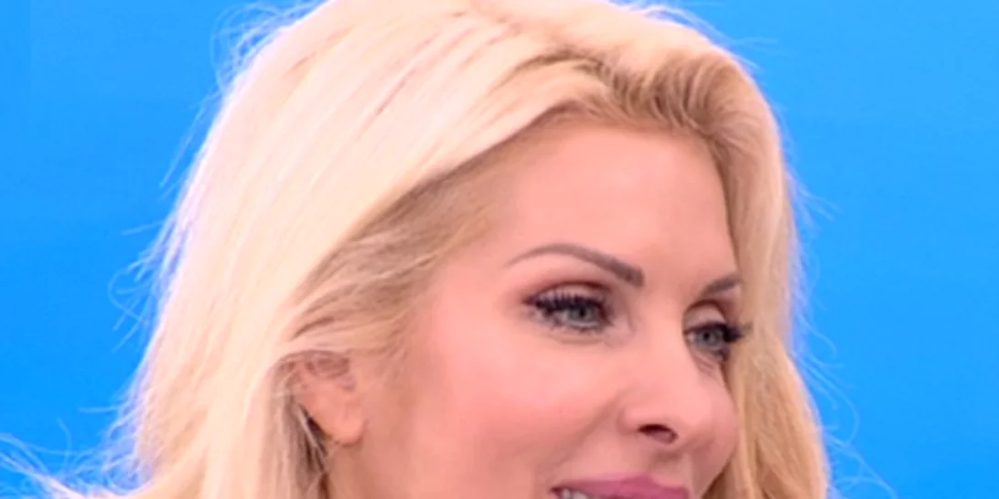 Ελένη Μενεγάκη: Η εξομολόγηση για την απώλεια του πατέρα της & η ερώτηση για τη σχέση της με τον Παντζόπουλο!