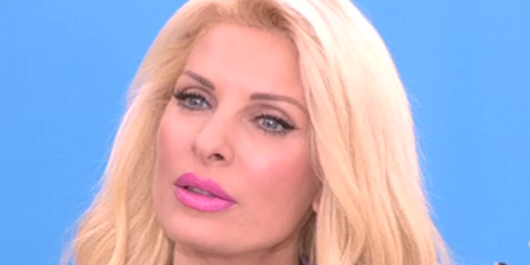 Ελένη Μενεγάκη: Η ηλεκτρική κουβέρτα & η αποκαλυπτική διήγηση για το βράδυ της στο πλευρό του Μάκη Παντζόπουλου