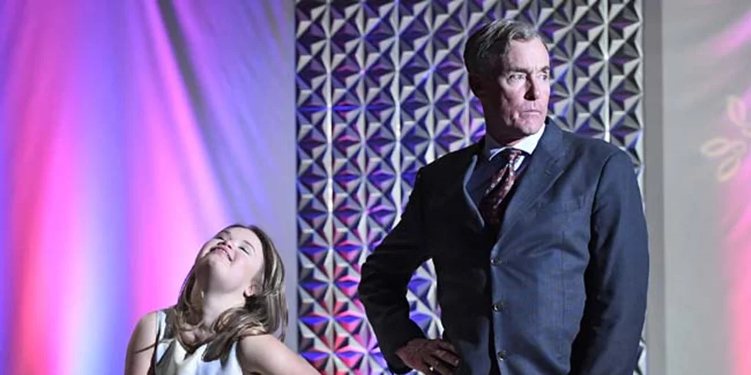 Hilary Swank-Jamie Foxx-Queen Latifah: Στην πασαρέλα με παιδιά που πάσχουν απο σύνδρομο Down