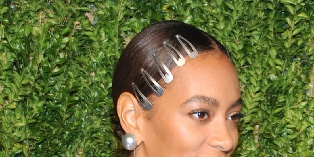 H φωτογράφιση της Solange Knowles με δημιουργίες μη λευκών σχεδιαστών