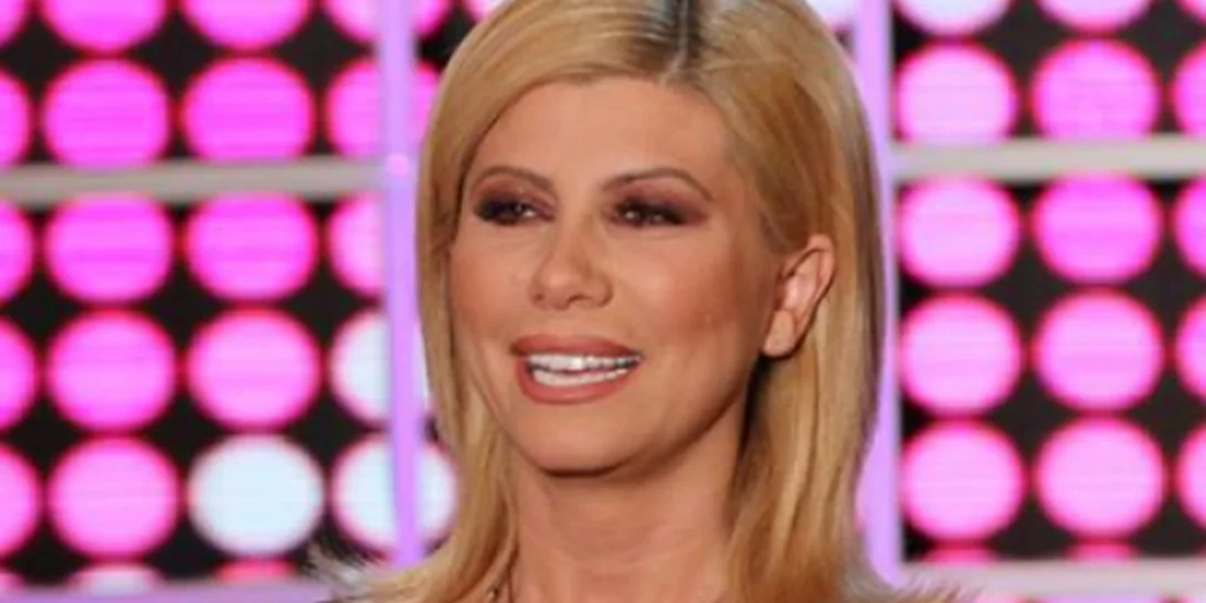 Η Ζήνα Κουτσελίνη Στο «ΟΛΑ»: Ο ανταγωνισμός με τη Μενεγάκη, το διαζύγιο Λιάγκα- Σκορδά & η πικρία για τον Μουτσινά