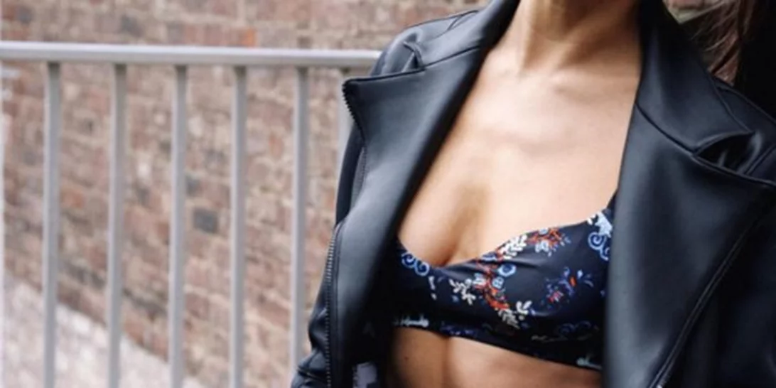 Οι 4 ΚΟΡΥΦΑΙΕΣ ασκήσεις για επίπεδη κοιλιά αν δεν μπορείς τα ροκανίσματα