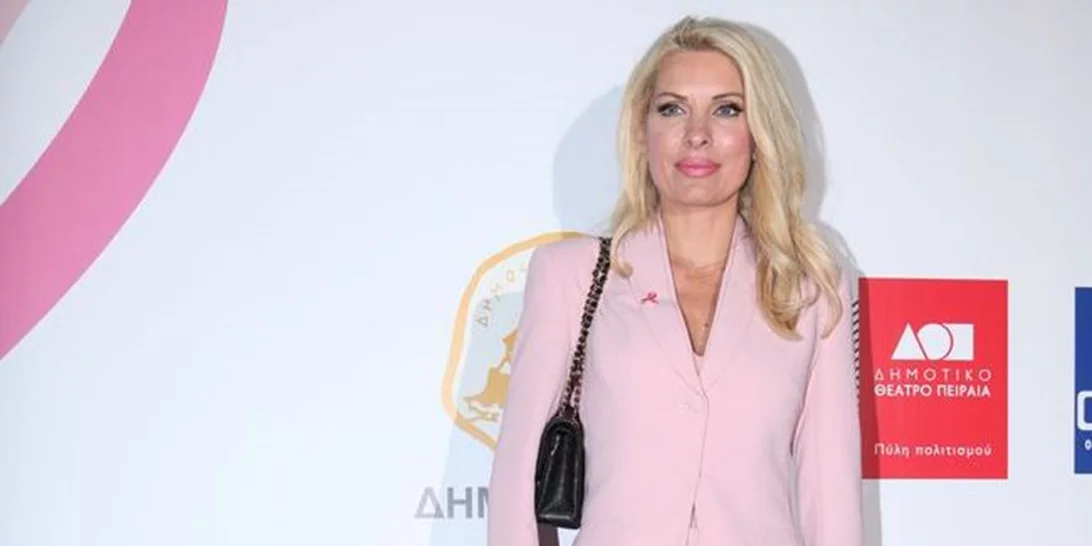 Ελένη Μενεγάκη: Οι 16 καλύτερες εμφανίσεις της για τη χρονιά που μας πέρασε