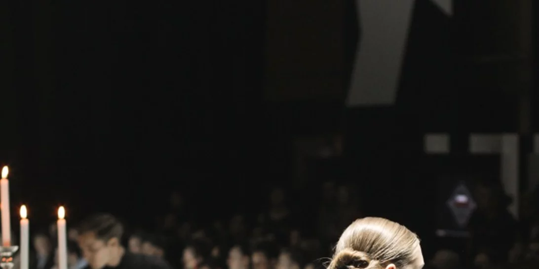 The Couture Affair by Dimitris Petrou: Παρακολουθήσαμε την προετοιμασία των hair looks του πιο εντυπωσιακού show του χειμώνα