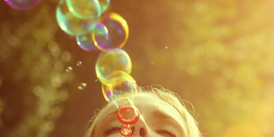 Aνάλυσέ Το: Πώς να γίνεις πιο χαρούμενος άνθρωπος - 10 επιστημονικά αποδεδειγμένοι τρόποι