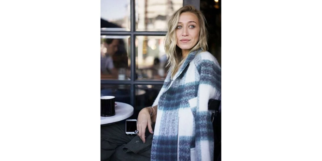 Alana Hadid: Η μεγαλύτερη και cooler αδερφή των Gigi-Bella