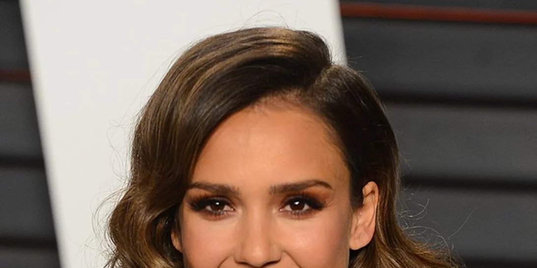Jessica Alba: Δεν θα πιστέψεις πώς έβγαλε τα πρώτα της χρήματα!