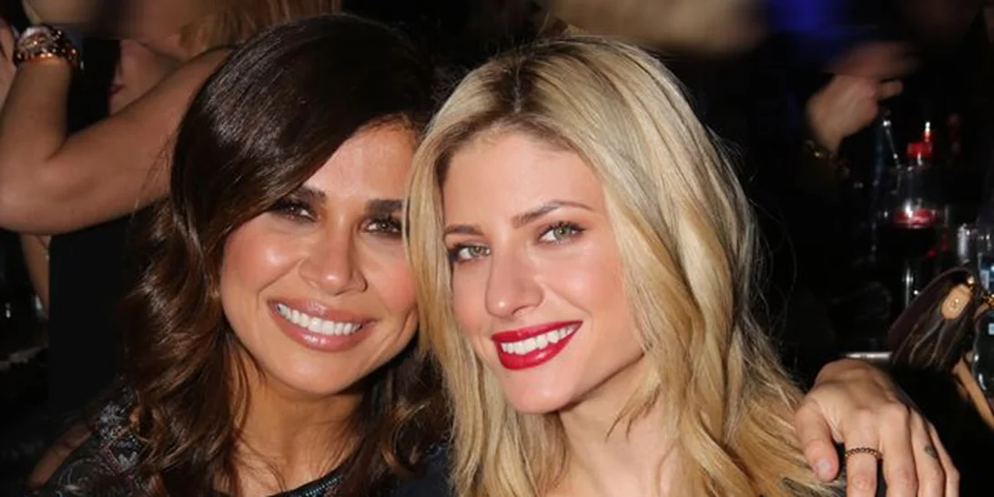 Ευαγγελία Αραβανή: Η βραδινή της έξοδος με τη φίλη της, Νεσχάν Μουλαζίμ