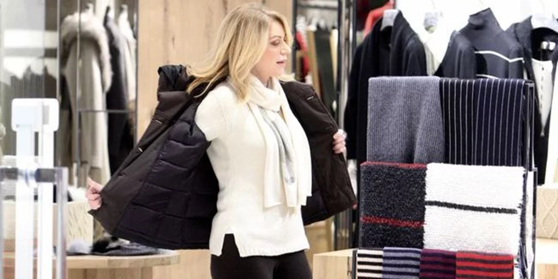 Έλλη Στάη: Με casual look για shopping