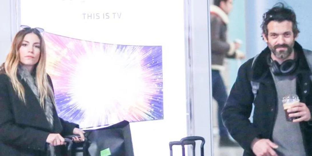 Ο σύντροφος της Αθηνάς Οικονομάκου στα βήματα του αγαπημένου της Μαίρης Συνατσάκη