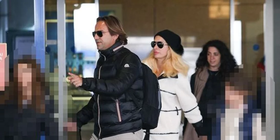 Ελένη Μενεγάκη: Όλες οι φωτογραφίες από το αεροδρόμιο μετά το εξωτικό ταξίδι στις Σεϋχέλλες