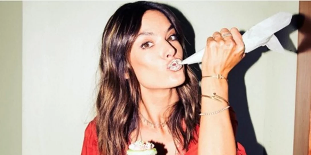 Alessandra Ambrosio: Προκαλεί πανικό με το μπικίνι της