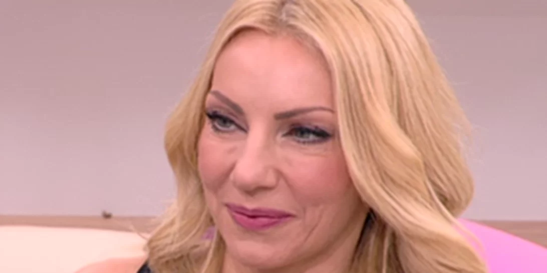 H Έλενα Τσαβαλιά στην Ελένη Μενεγάκη