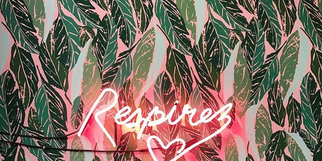 Instagram 2017: 10 λογαριασμοί που πρέπει να ακολουθήσεις τη νέα χρονιά (αν δεν το κάνεις ήδη)