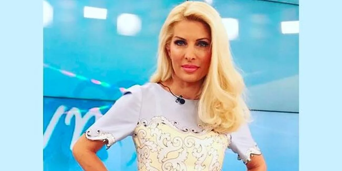 Ελένη Μενεγάκη: Βρήκαμε τι φόρεσε σήμερα στην εκπομπή της