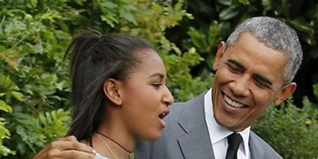 Sasha Obama: Γιατί έλειπε από τον αποχαιρετιστήριο λόγο του πατέρα της;