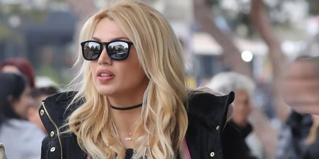 Κωνσταντίνα Σπυροπούλου: Με αθλητικό look στην Γλυφάδα!