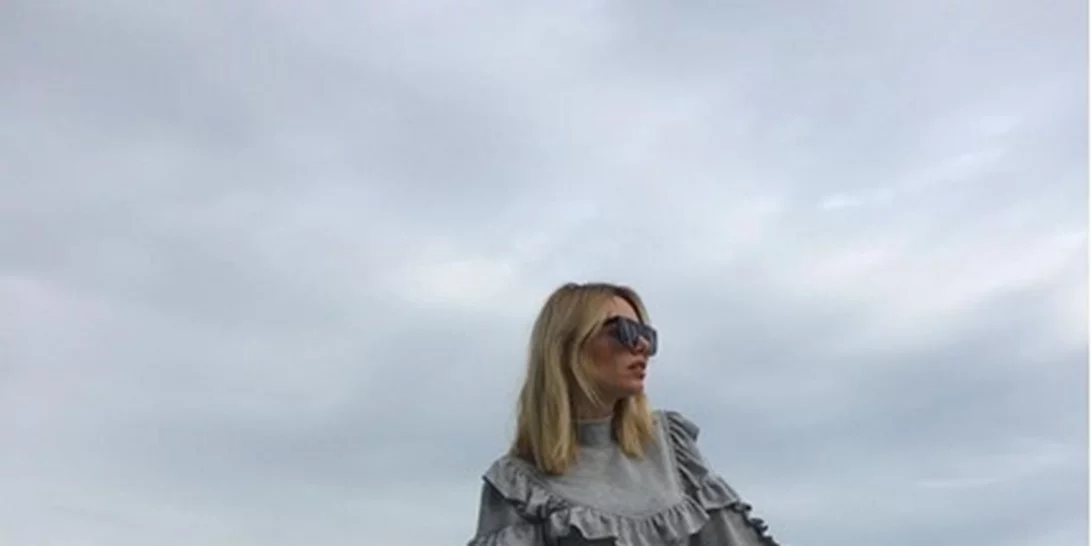 Βολάν: Πώς φορούν οι διάσημες ελληνίδες την τάση της άνοιξης