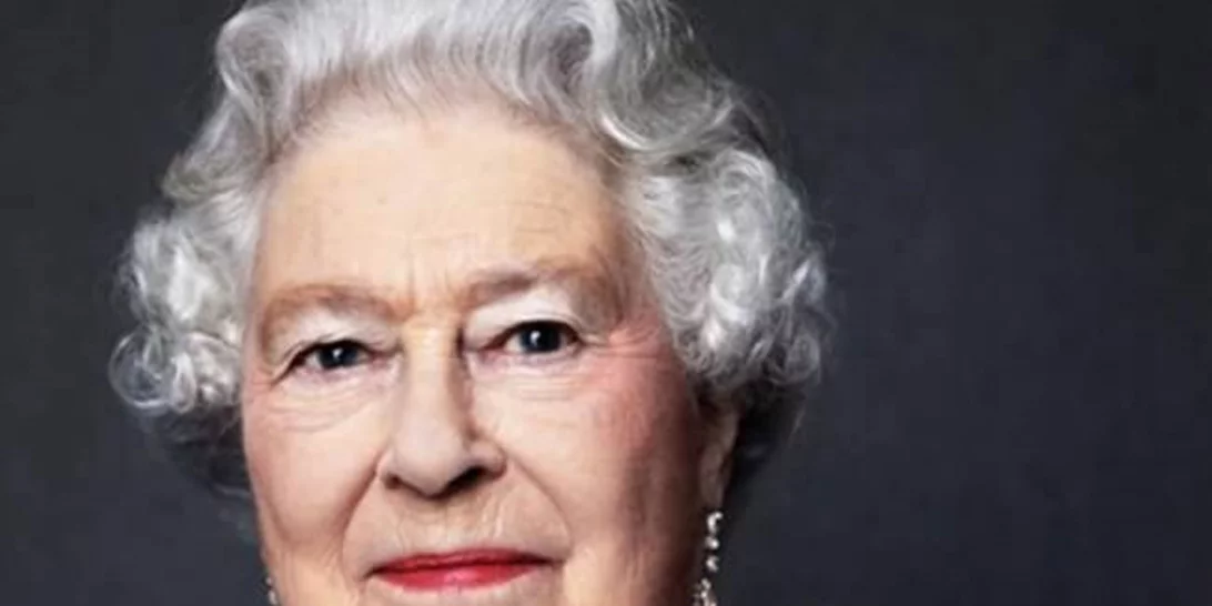 Βασίλισσα Ελισάβετ: Δεν θα πιστέψεις με ποια τηλεοπτική σειρά είναι παθιασμένη!