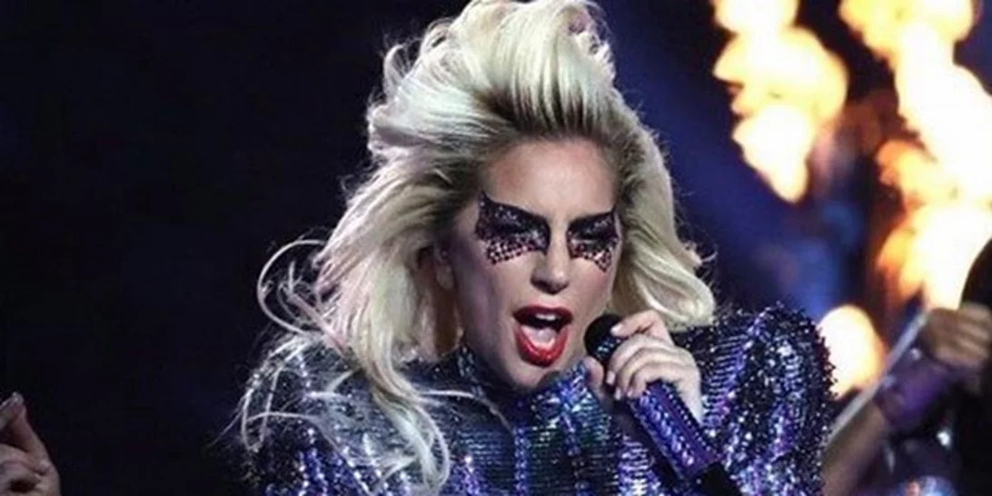 Lady Gaga: Το make up της στο Super Bowl δεν μας απογοήτευσε καθόλου