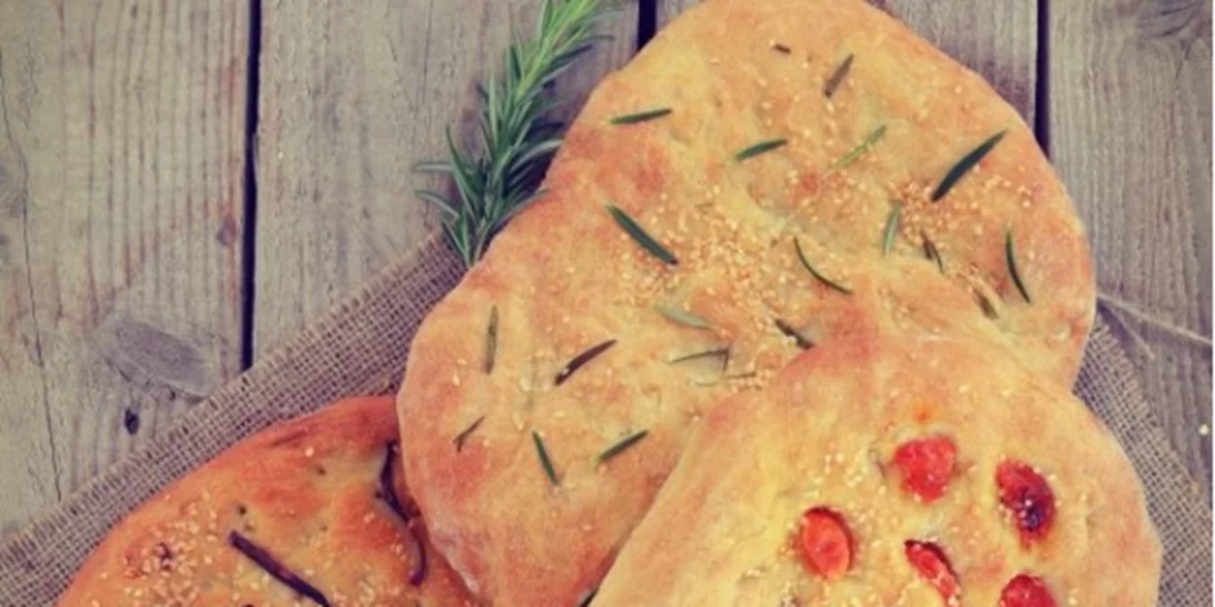 Καθαρά Δευτέρα | Η πιο εύκολη και νόστιμη συνταγή για λαγάνα