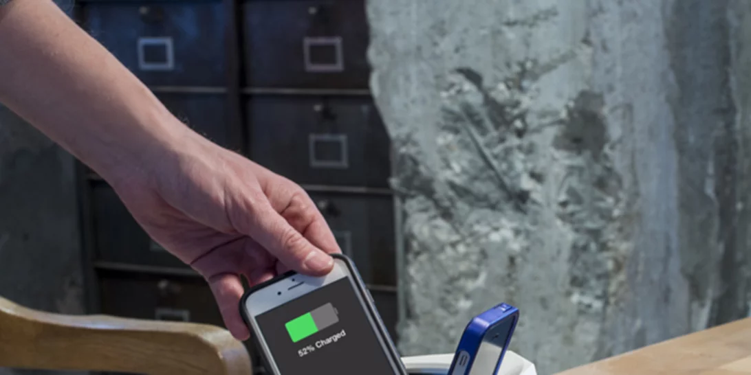 Γιατί δεν κάνει να φορτίζεις το κινητό σου σε δημόσιες πρίζες