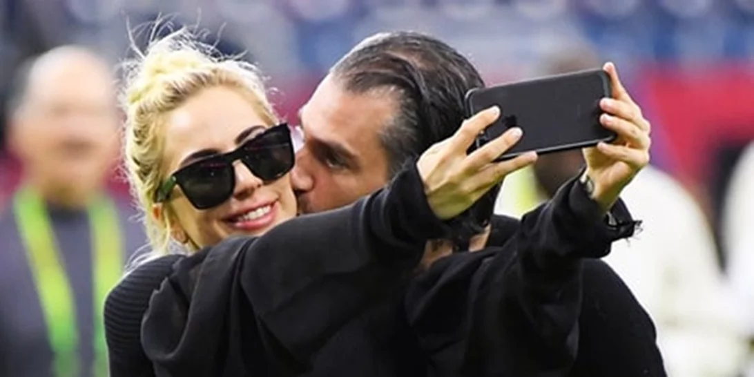 Lady Gaga | Επιβεβαίωσε τον αρραβώνα της με τον Christian Carino